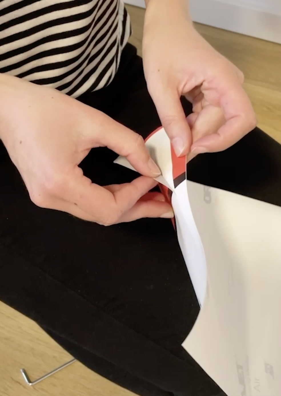 Folie von Trägerpapier lösen