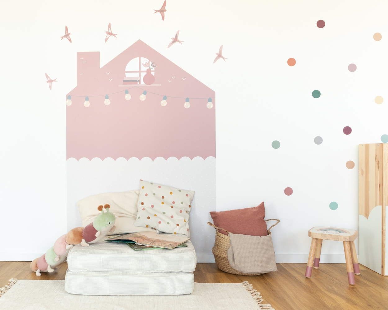 Wandgestaltung im Babyzimmer Wandgestalltung im Babyzimmer