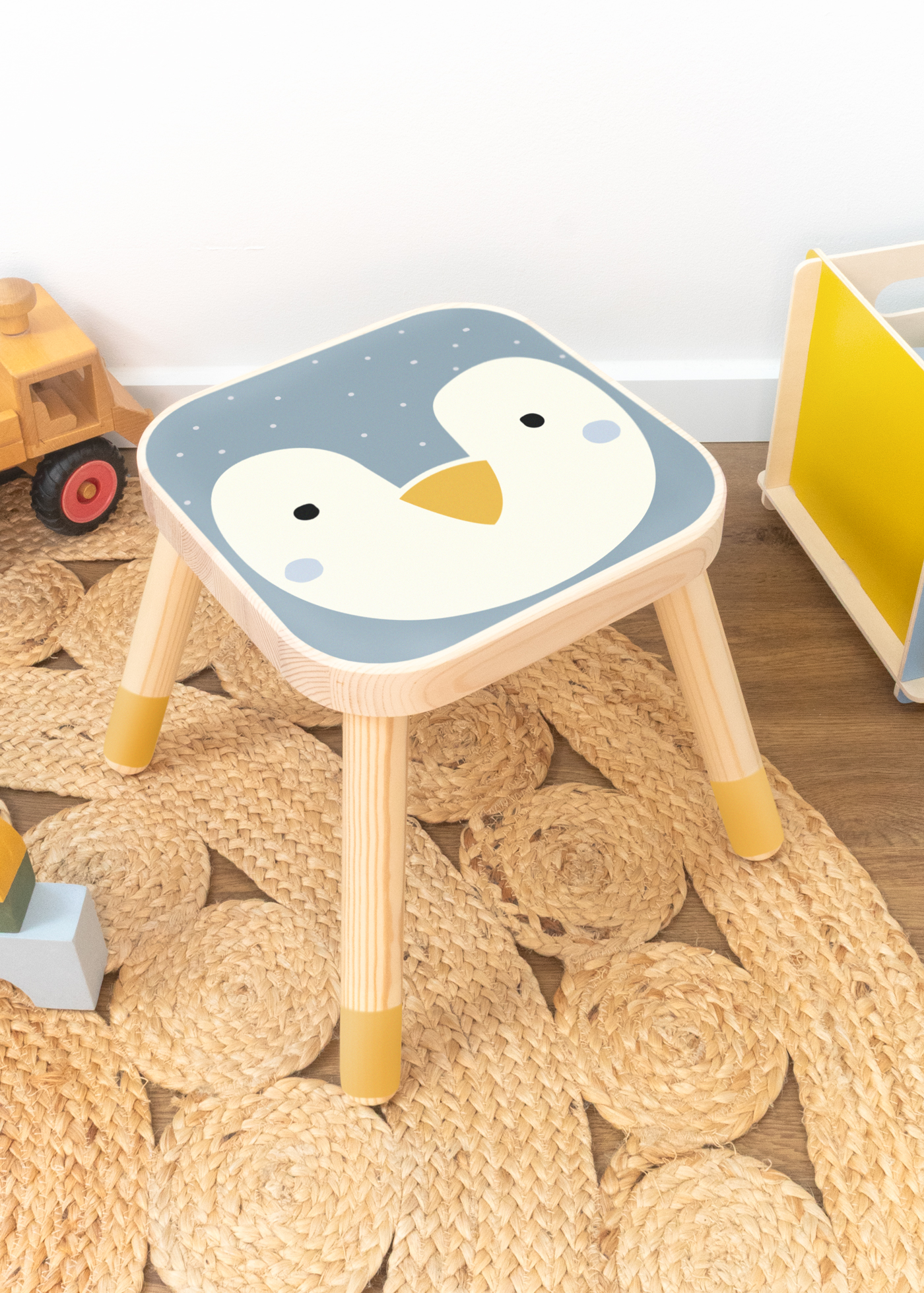 klebefolie ikea flisat kinderhocker tierig pinguin 00