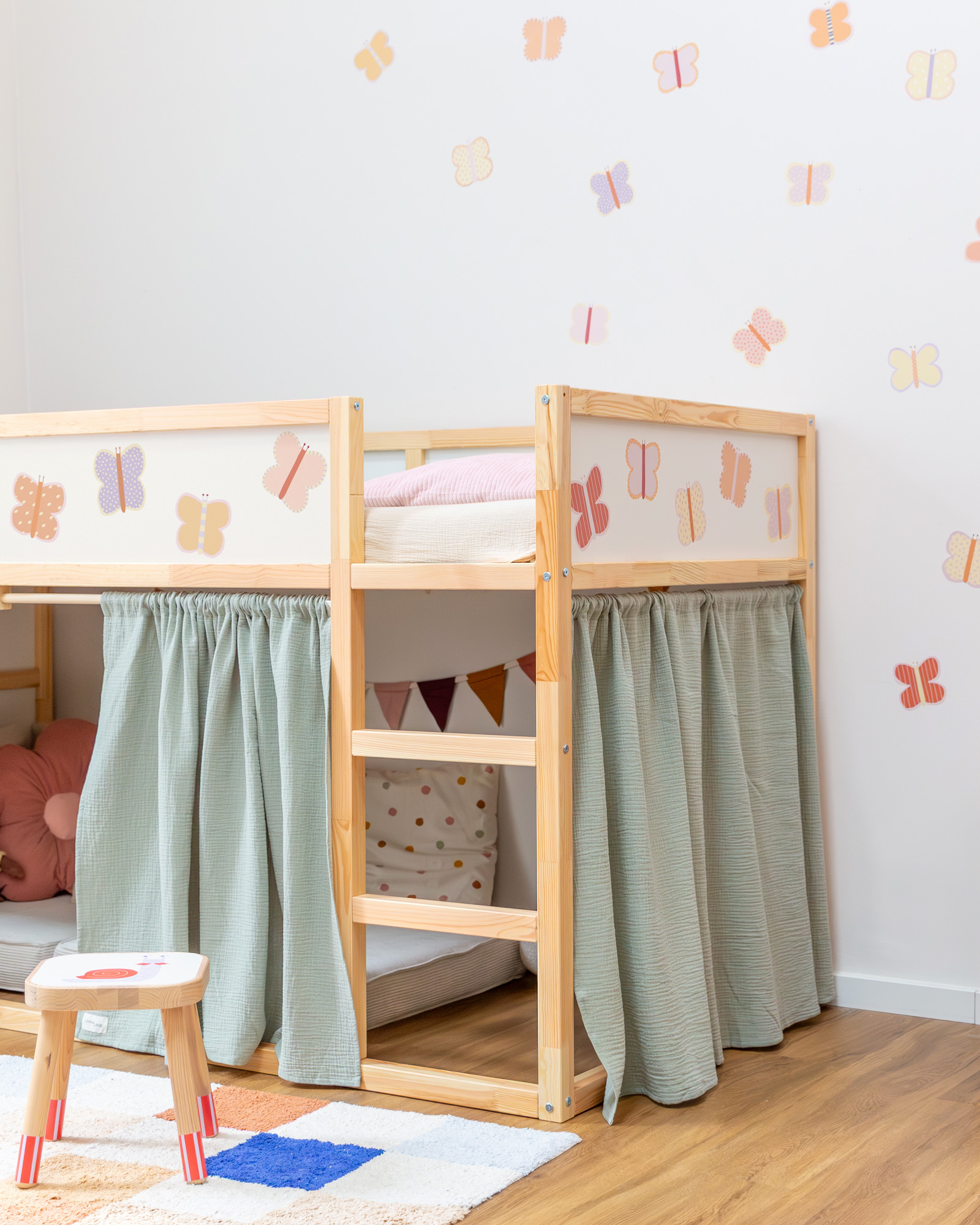 klebefolie ikea kura hochbett smetterlin 2er set 3