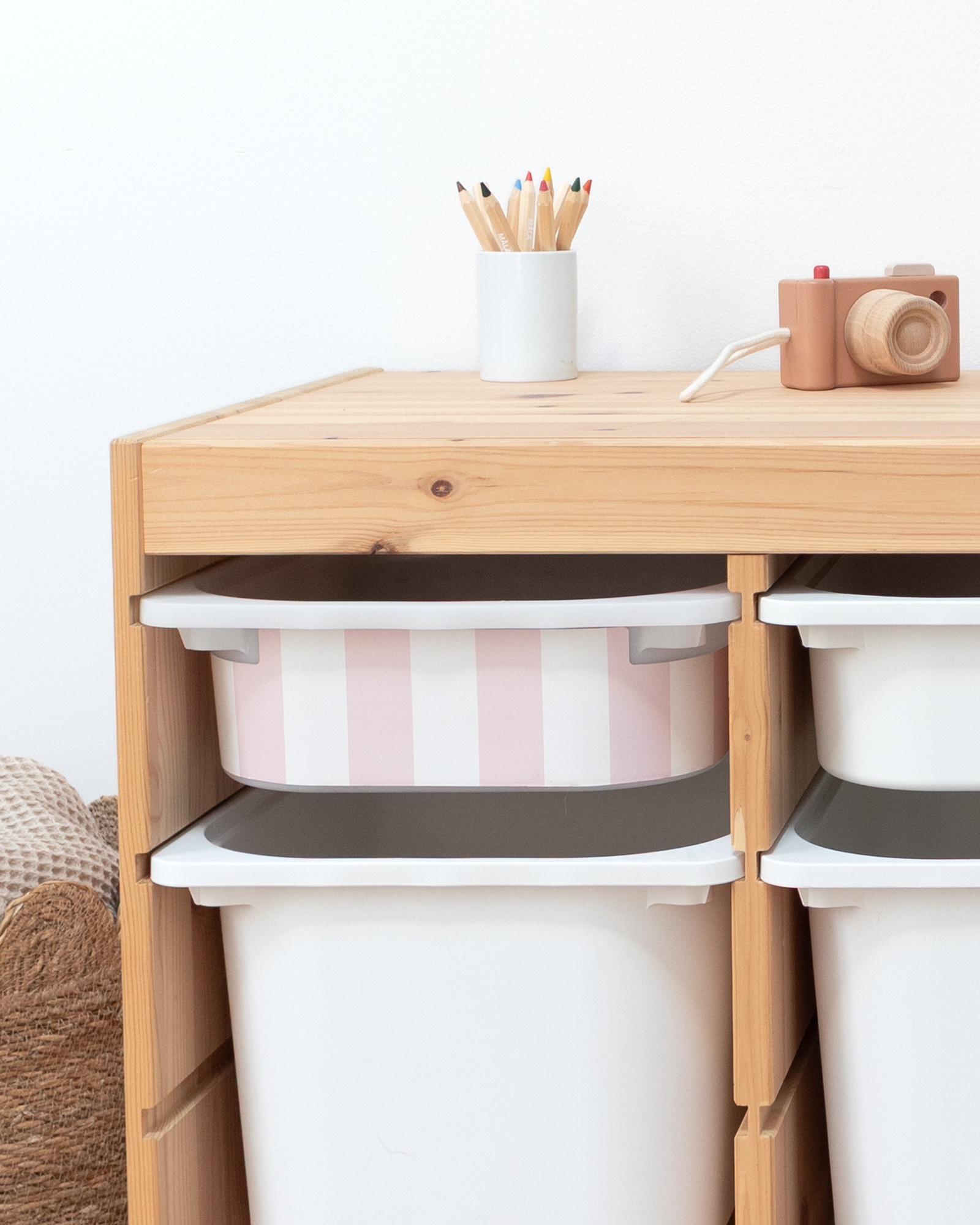 klebefolie ikea trofast box klein kopfseite vichy streifig marshmallow 2