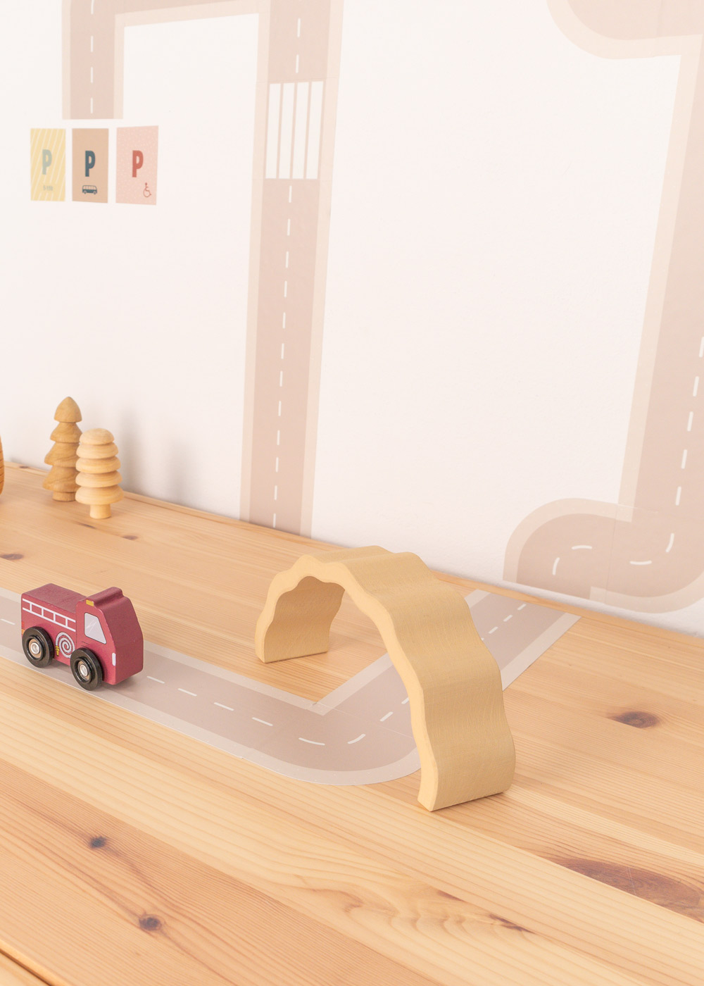 Klebefolie Kinderzimmer DIY für Ikea Spieltisch Klebefolie Kinderzimmer DIY für Ikea Spieltisch