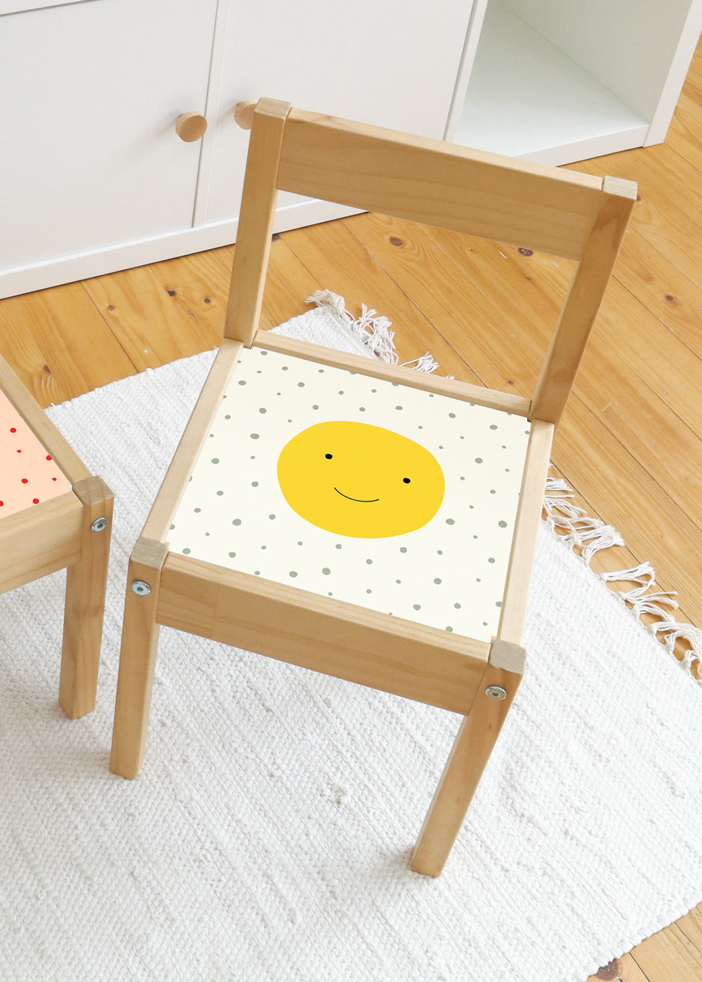 klebefolie ikea laett kinderstuhl glyklig smiley 3