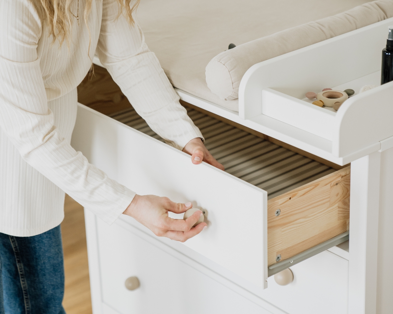 Griffe fuer die Wickelkommode Griffe fuer die Wickelkommode