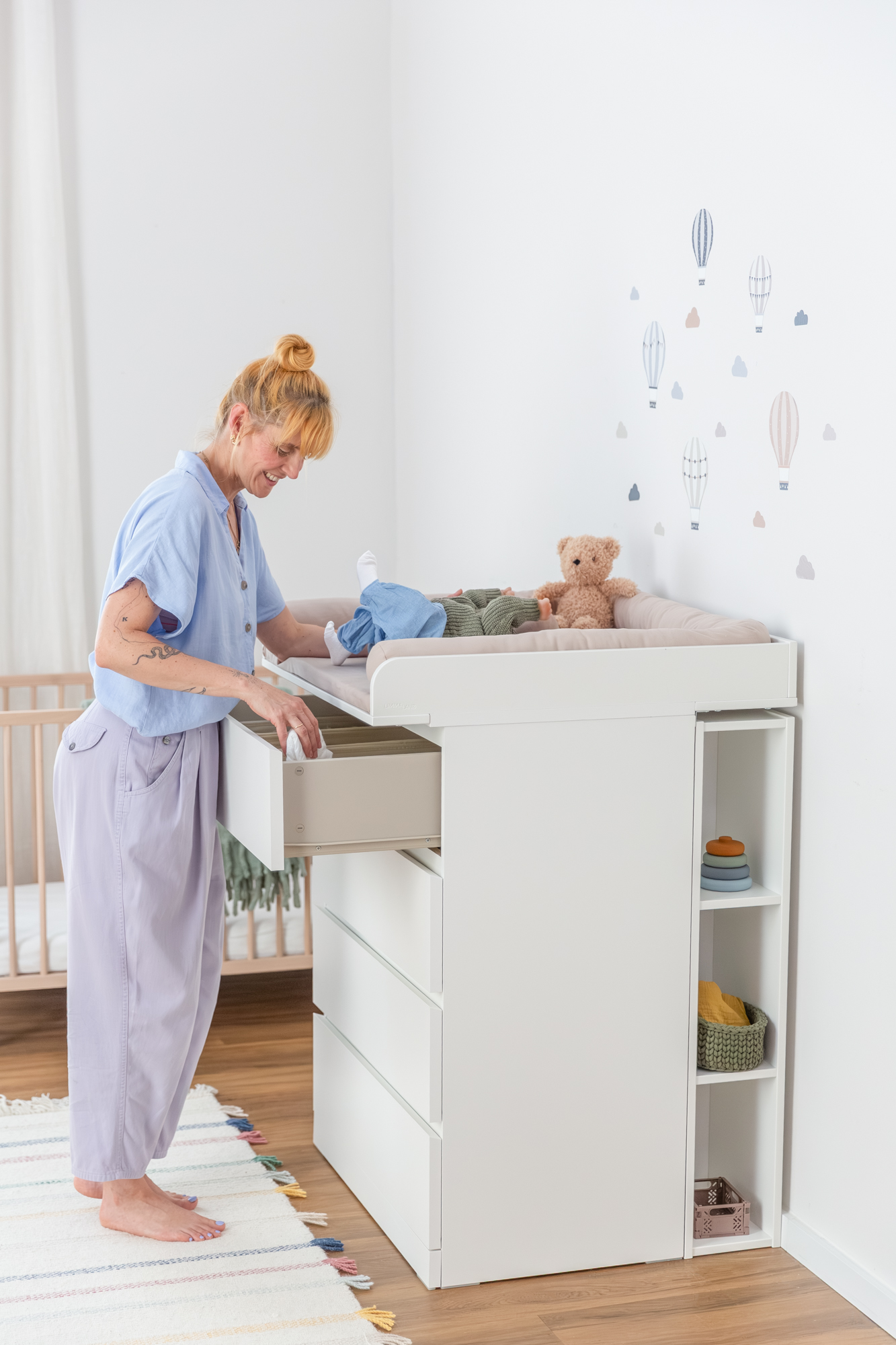 Kommode, Weiß, Wickelkommode, Schubladen, Wickelaufsatz, baby changing table, dresser, nursery, drawer, wooden furniture