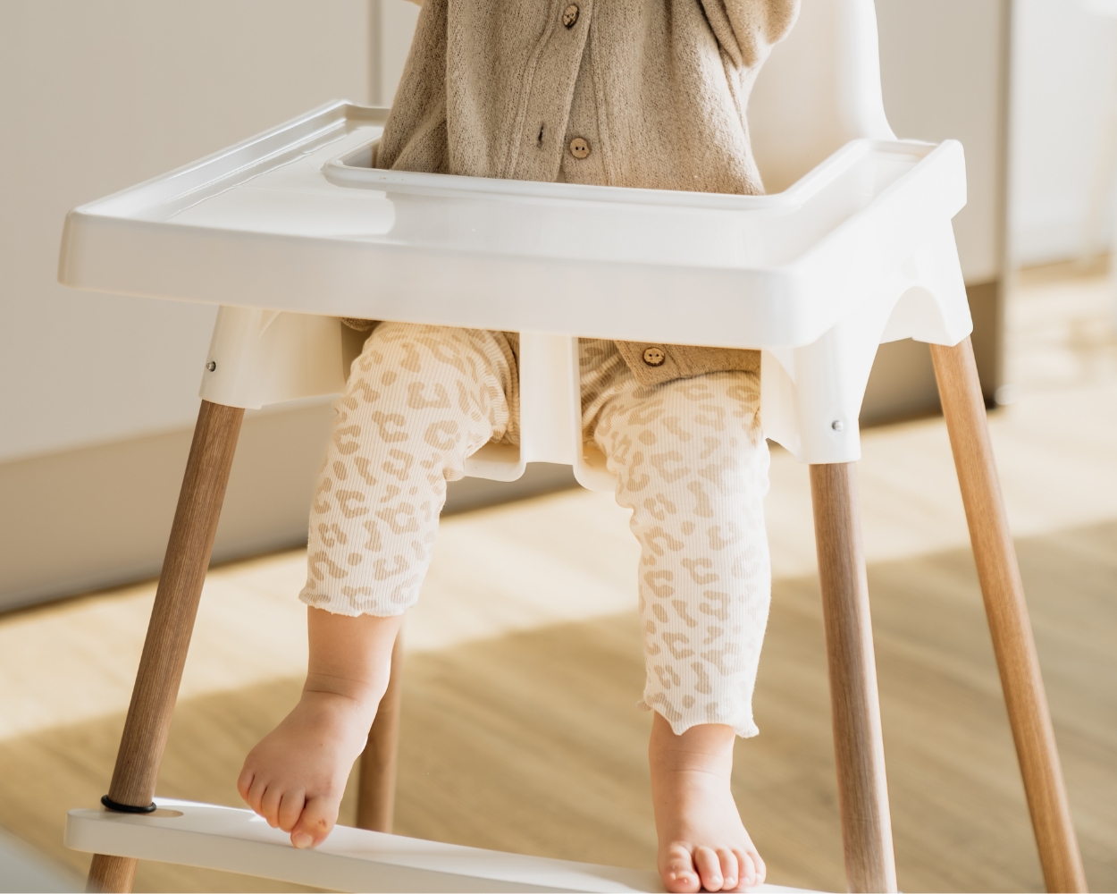 Wanneer kan mijn baby in een kinderstoel zitten? Hoe herken je of je kleintje er klaar voor is!