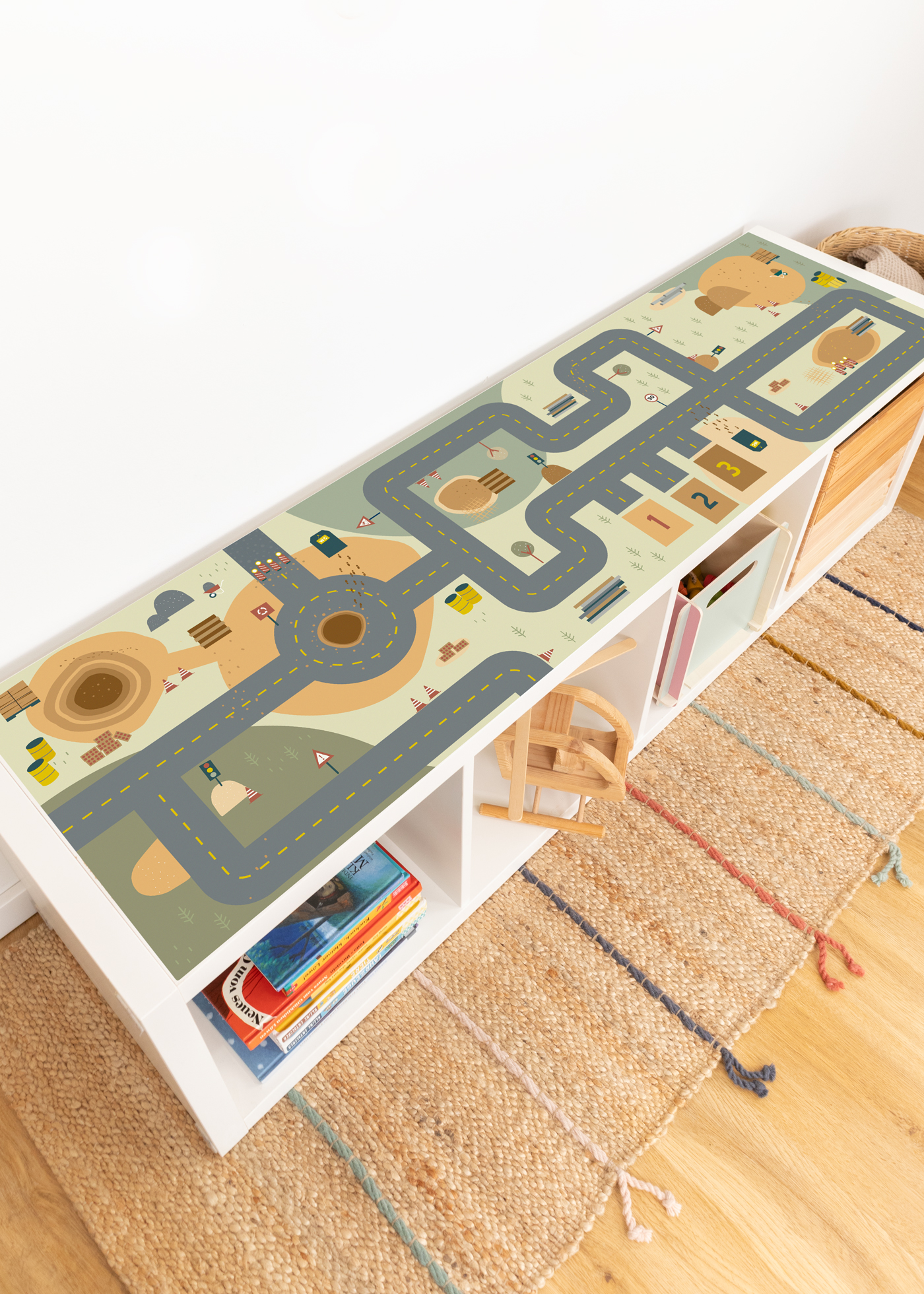 Selbstklebende Folie für IKEA Spieltisch Klebefolie mit Spielstraße für IKEA Spieltisch anbringen