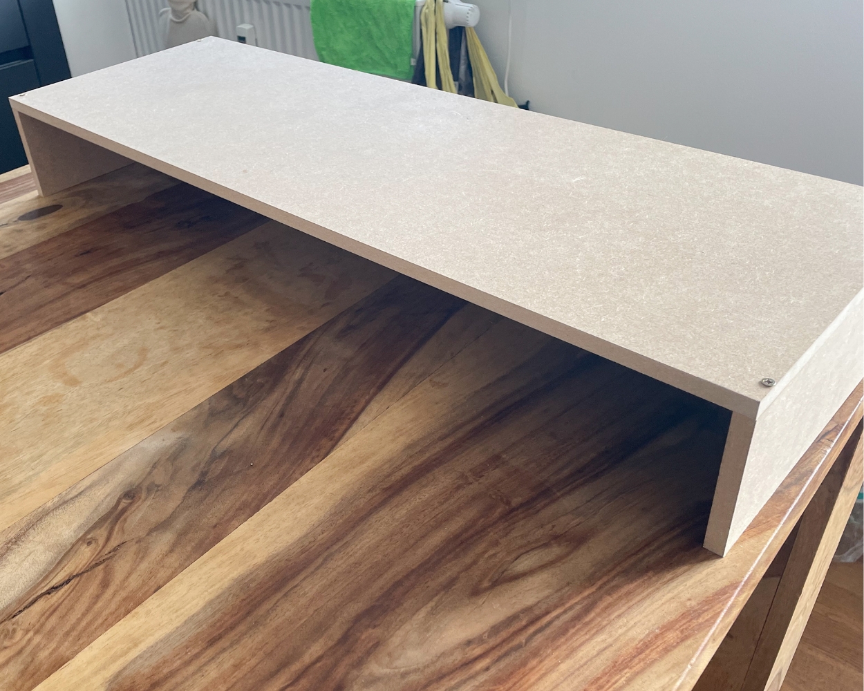 Sockel für den selbstgebauten Wickelaufsatz für deine Kommode