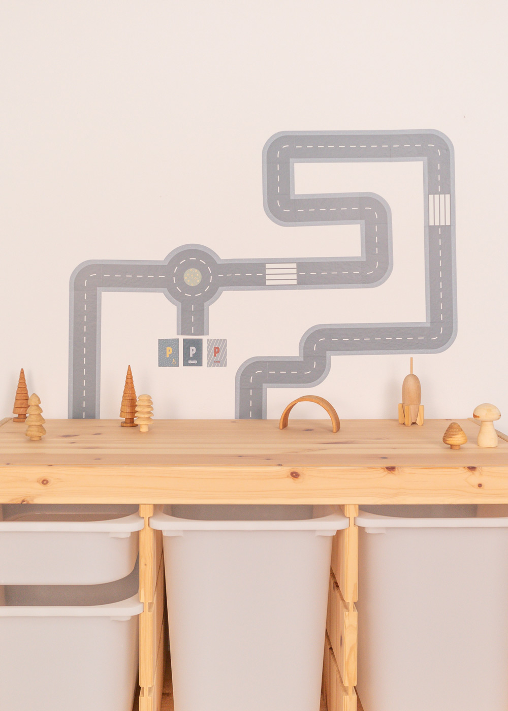 Klebefolie Kinderzimmer DIY für Ikea Spieltisch