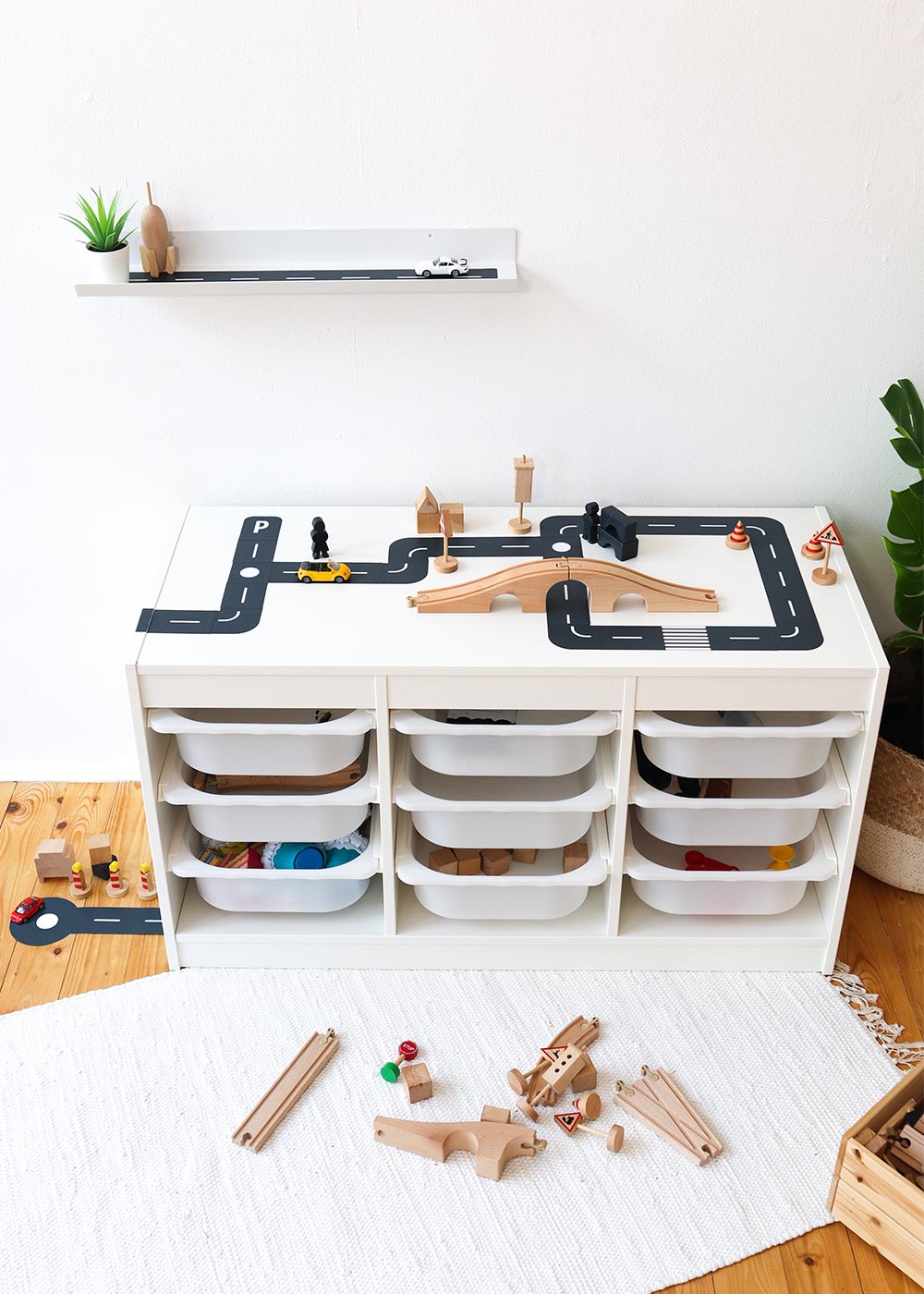 DIY Ikea Spieltisch Smastraat Vollansicht vorne