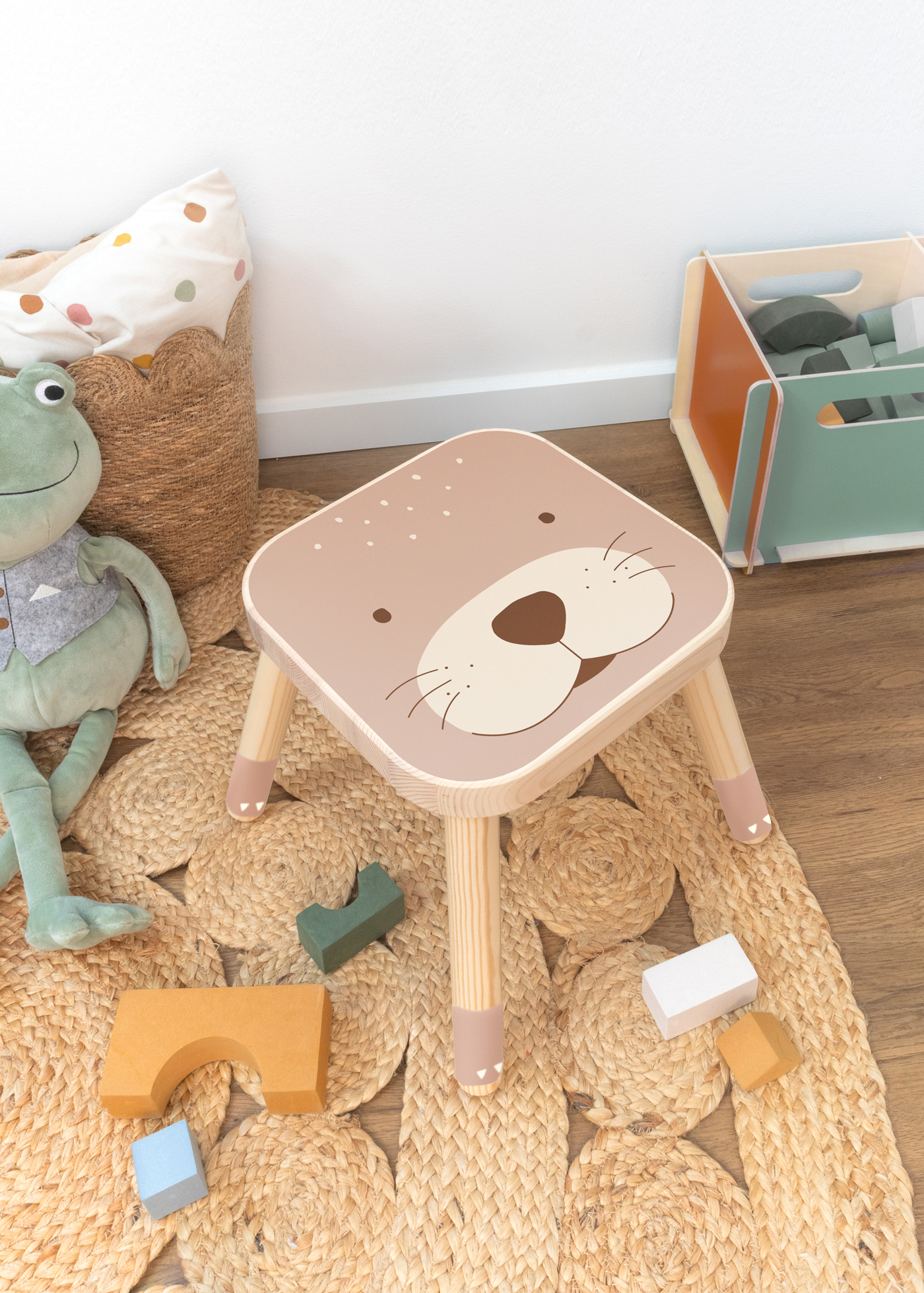 klebefolie ikea flisat kinderhocker tierig otter 01 klebefolie ikea flisat kinderhocker tierig otter 01