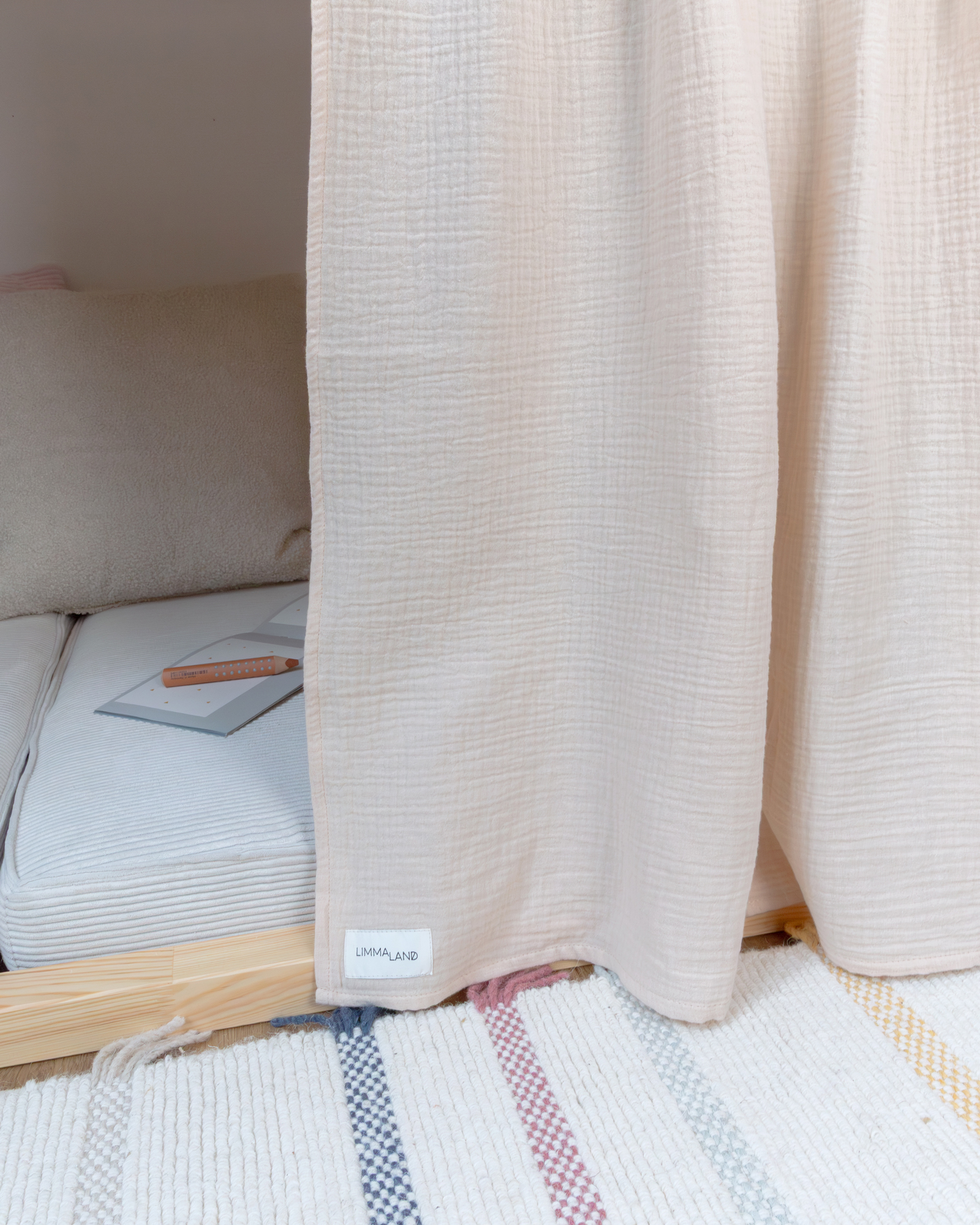 gardine ikea kura bett lille hule creme eins 3