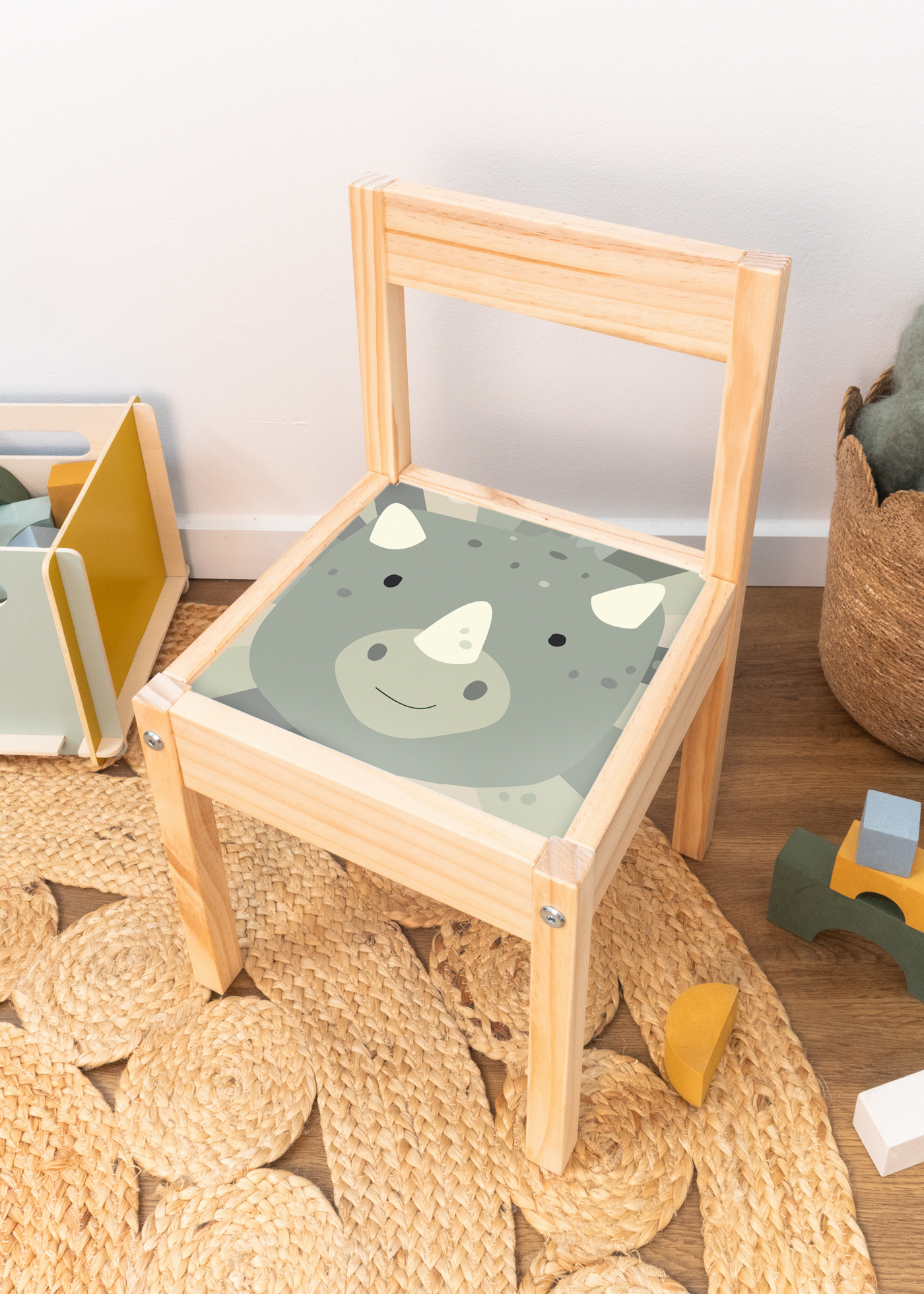 klebefolie ikea laett kinderstuhl tierig dinosaurier 01 klebefolie ikea laett kinderstuhl tierig dinosaurier 01