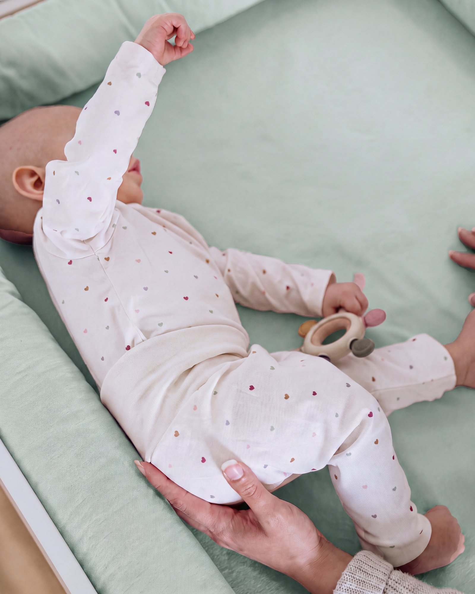 Babystrampler, Langarm, Herzmuster, Rosa, Baumwolle